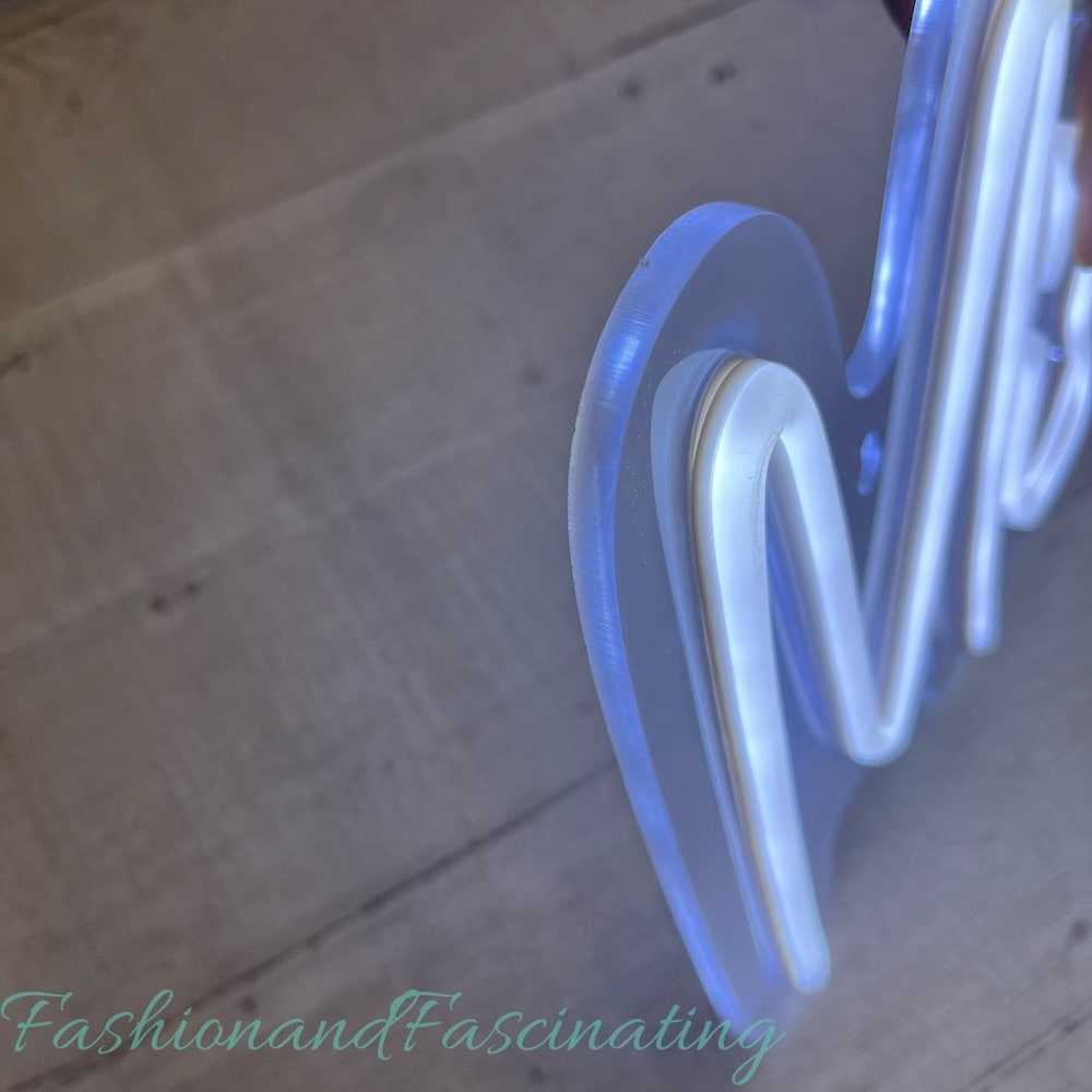LED Neon SignMis Quince