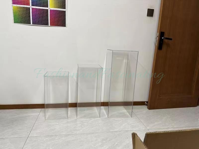 3PCs of Clear Cylinder Stand Square
